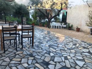 A patio or other outdoor area at Rodomelo Cute Studio 1