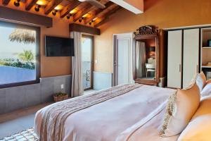 Postel nebo postele na pokoji v ubytování Hotel Luxury Patio Azul