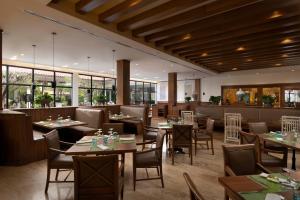 Restaurace v ubytování Meliá Caribe Beach Resort-All Inclusive