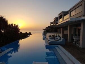 Fotografie z fotogalerie ubytování Paralia Luxury Suites v destinaci Agios Stefanos