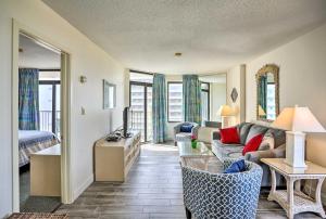 Amenity-Rich Condo Myrtle Beach Boardwalk Access!