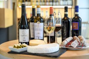 Nápoje v ubytovaní Světoběžník Bed & Wine
