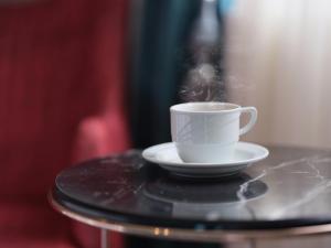 Příslušenství pro přípravu čaje a kávy v ubytování acar hotel Kırıkkale + 24 fotografií