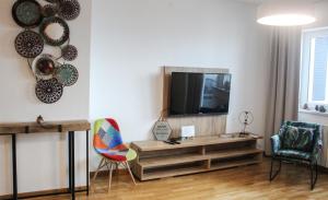 Photo de la galerie de l'établissement Bright, modern & cozy apartment, à Tuzla