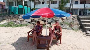 Gostje med bivanjem v nastanitvi New SeaSide Inn Hikkaduwa