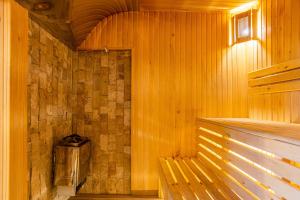 Fotografie z fotogalerie ubytování Amarena SPA Hotel - Breakfast included in the price Spa Swimming pool Sauna Hammam Jacuzzi Restaurant inexpensive and delicious food Parking area Barbecue 400 m to Bukovel Lift 1 room and cottages v destinaci Bukovel