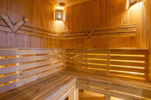 Fotografie z fotogalerie ubytování Amarena SPA Hotel - Breakfast included in the price Spa Swimming pool Sauna Hammam Jacuzzi Restaurant inexpensive and delicious food Parking area Barbecue 400 m to Bukovel Lift 1 room and cottages v destinaci Bukovel
