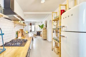 Kuchyňa alebo kuchynka v ubytovaní Casa LLimona: La casa perfecta para tus vacaciones.