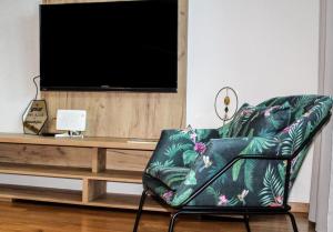 Photo de la galerie de l'établissement Bright, modern & cozy apartment, à Tuzla