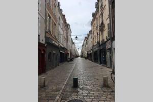 Foto dalla galleria di Tour de France historique et châteaux de Loire a Orléans