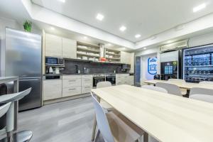 Kuchyň nebo kuchyňský kout v ubytování Capsule Hostels Tallinn