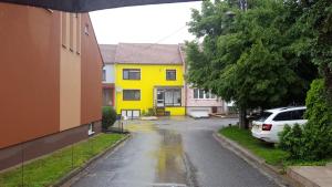 Budova, kde se penzion nachází
