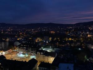 Nespecifikovaný výhled na hory nebo výhled na hory při pohledu z apartmánu