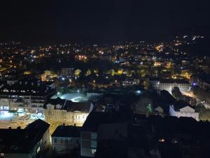 Nespecifikovaný výhled na destinaci Aranđelovac nebo výhled na město při pohledu z apartmánu