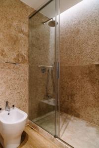Koupelna v ubytování NUMA HOTEL