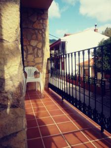 Rõdu või terrass majutusasutuses Casa rural el cerrete