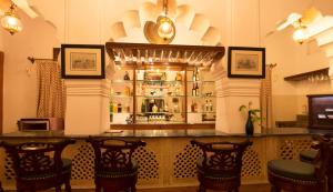 Lounge nebo bar v ubytování Laxmi Vilas Palace