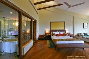 Gallery image of Gulmohar Greens Golf & Country Club in Sānand