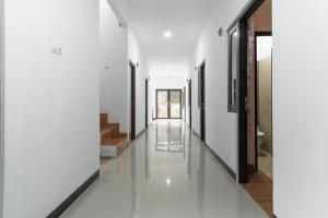 Foto sihtkohas Cibubur asuva majutusasutuse RedDoorz Plus near Trans Studio Cibubur 2 galeriist