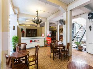 Fotografie z fotogalerie ubytování RedDoorz @ Urip Sumoharjo Solo v destinaci Solo