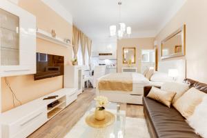 Posezení v ubytování Wenceslass Square Luxury Apartment