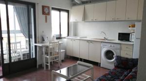 Kuchnia lub aneks kuchenny w obiekcie Edificio Laura