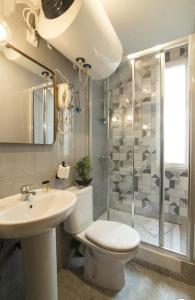 Łazienka w obiekcie Suites You Zinc