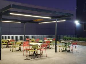 A restaurant or other place to eat at Hostal Soto