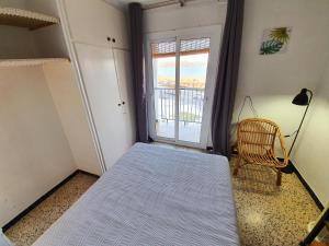 Postel nebo postele na pokoji v ubytování Apartamento Karina Beach-3