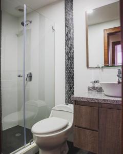 A bathroom at Wanderlot - Departamento Leganza - Penthouse Lujoso