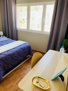 Postel nebo postele na pokoji v ubytování BYOR City Rooms