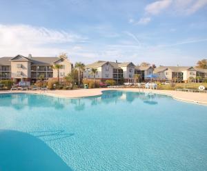 Bazén v ubytování Club Wyndham Lake Marion nebo v jeho okolí