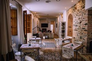 Posezení v ubytování HOTEL LUZ ALMONASTER