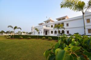 Zahrada ubytování Umaid Farm Resort- A Legancy Vintage Stay In Jaipur