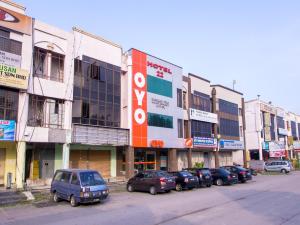 Gallery image of OYO 89842 Hotel 22, Northport in Klang