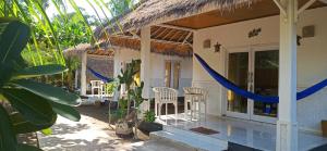 Gallery image of Star Bar and Bungalows in Gili Islands