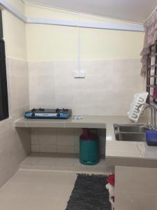 Vonios kambarys apgyvendinimo įstaigoje WARDAH HOMESTAY