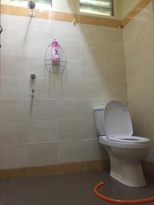 A bathroom at WARDAH HOMESTAY