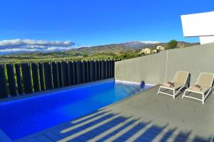 The swimming pool at or close to Nº43 Baviera Golf