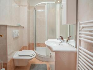 Koupelna v ubytování Holiday Home Villa Beach Front by Interhome