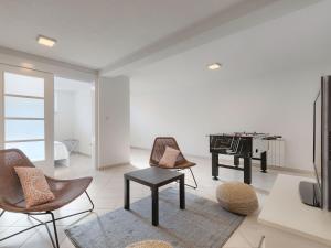 Posezení v ubytování Holiday Home Villa Beach Front by Interhome