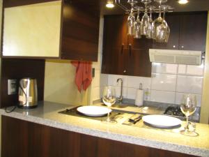 Kitchen o kitchenette sa Amg Apartments
