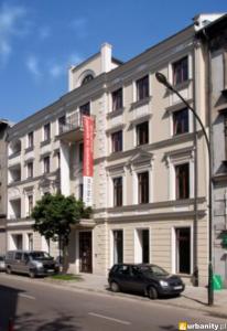 Budynek, w którym mieści się apartament