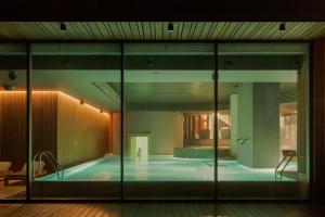 Bazén v ubytování Vilnius Grand Resort nebo v jeho okolí