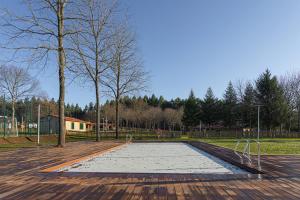 Tenis lub squash w obiekcie TEIRABOA BASE CAMP lub w pobliżu