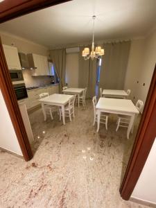 Kuchyň nebo kuchyňský kout v ubytování B&B San Michele Foggia
