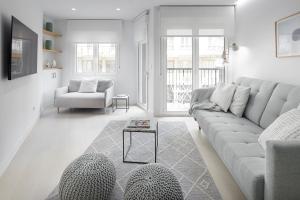 Posedenie v ubytovaní Olatu by FeelFree Rentals
