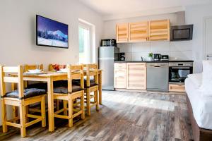 Kuchyňa alebo kuchynka v ubytovaní Fischer Ferienhaus