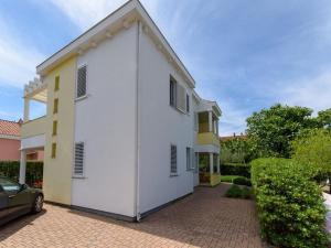 Budynek, w którym mieści się apartament