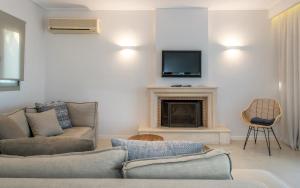 Μια τηλεόραση ή/και κέντρο ψυχαγωγίας στο Villa Daphne